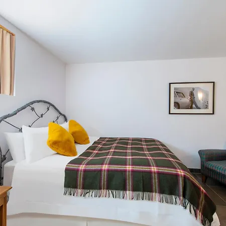 Balthazar 2 Apartment